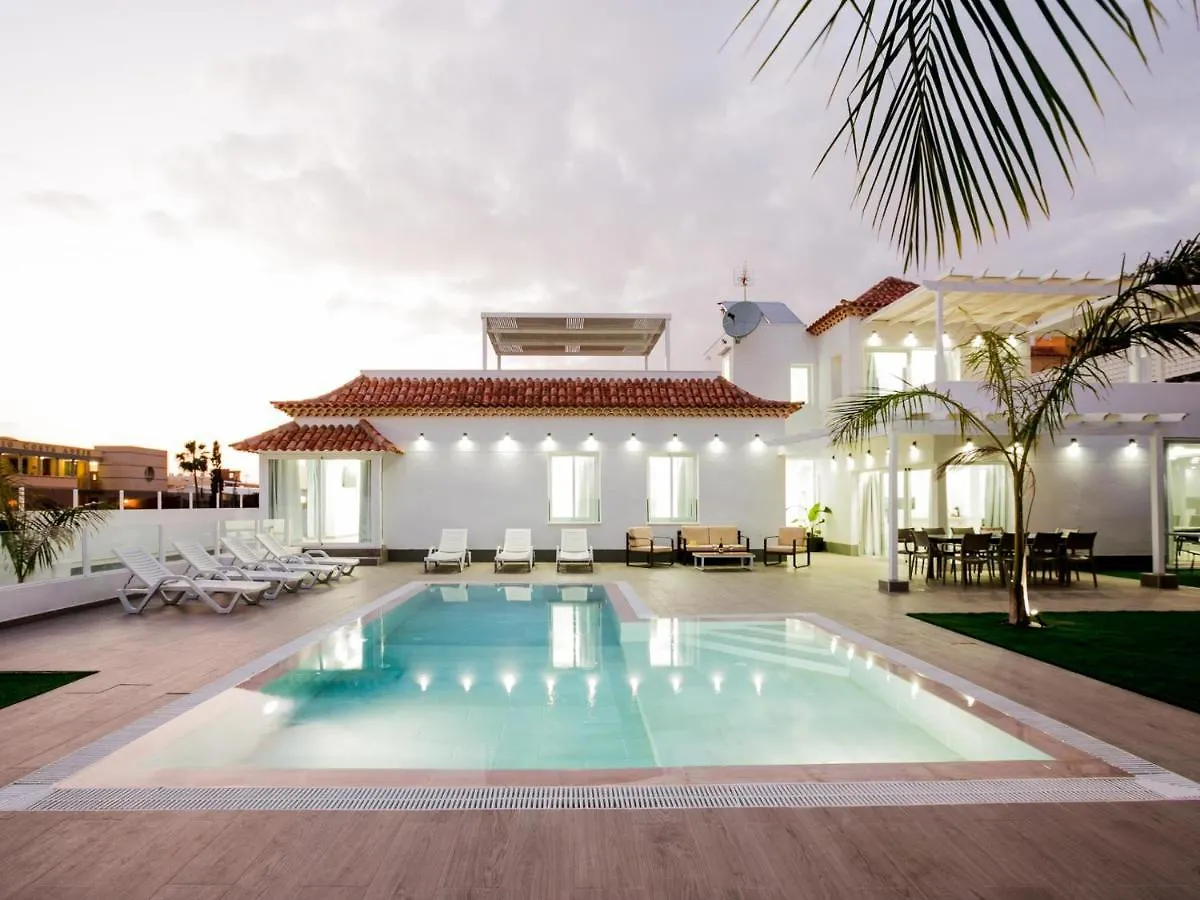 Casa de Férias Luxury Villa Your Private Oasis Of Exclusivity Costa Adeje  Espanha